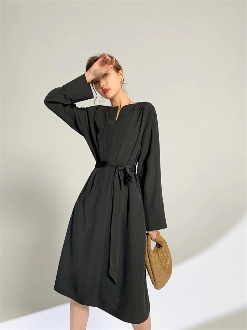 《现货》结构简约设计中长连衣裙，女装连衣裙，M&VC