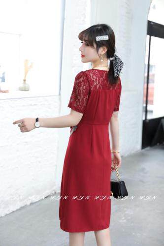 简单大方连衣裙，女装连衣裙，莲佳妮