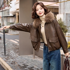 海宁皮衣短外套女2024新款秋冬真毛领小个子加绒加厚皮毛一体大衣，女装皮衣，江南女神