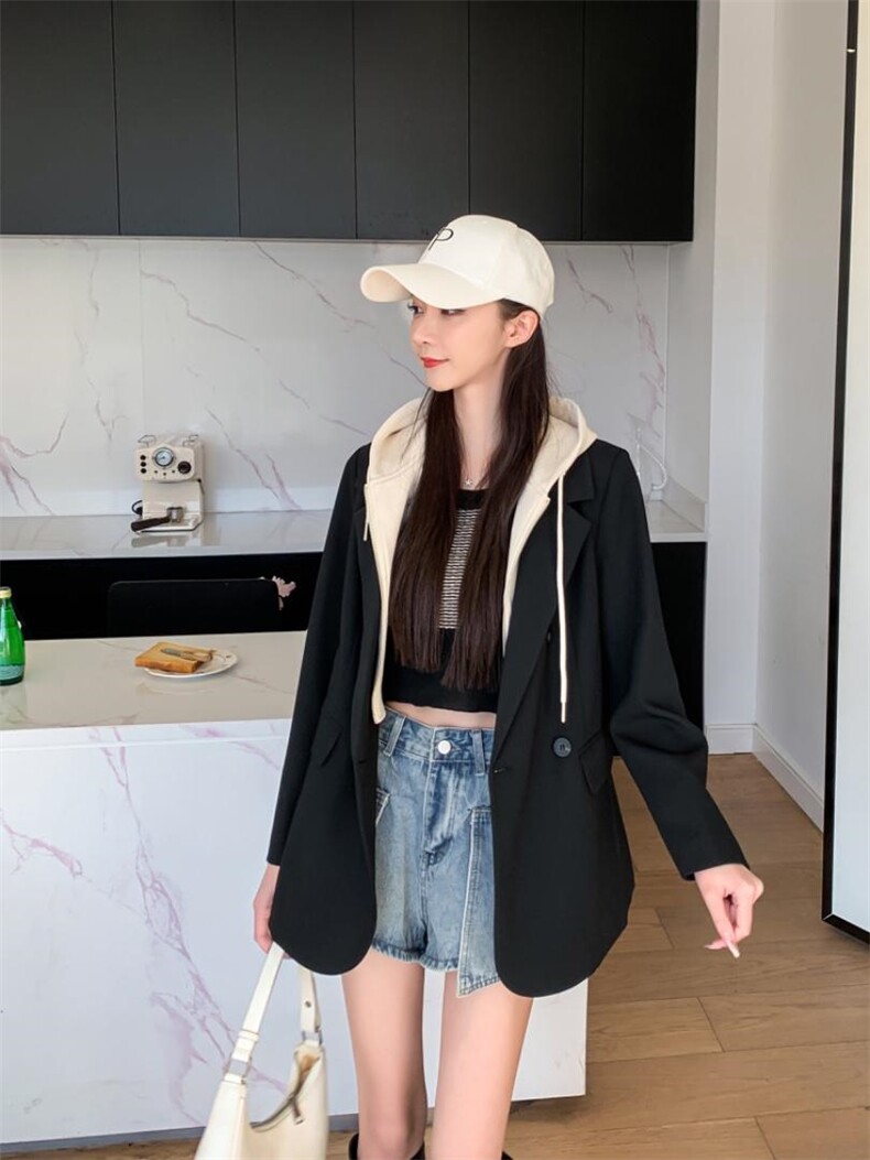 伊 越 HZYY21151402