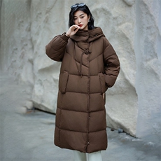 现货现货现货24冬季新款90白鸭绒长款直筒型羽绒服，女装羽绒服，阳光伊恋