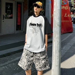 抖音得物高品质二开240克宽松纯棉美式潮牌插肩袖拼接短袖T恤图片