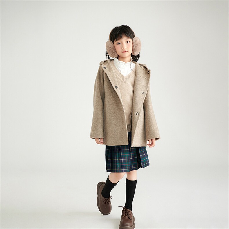 高品质儿童羊毛大衣秋冬保暖时尚宽松款高端面料舒适百搭，童装外套，鑫贝羊绒