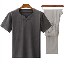 深灰上衣+浅灰长裤