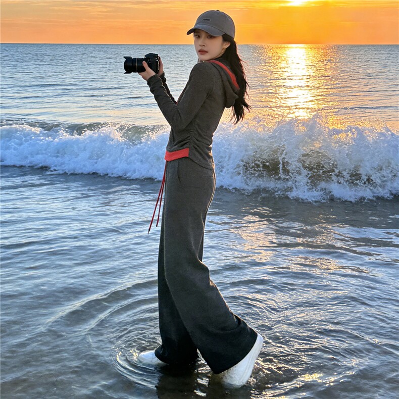 小众设计感女春新款时尚洋气撞色拼接连帽上衣高腰阔腿长裤两件套,女装套装/套裙,江南