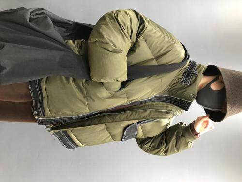 冬款羽绒服，女装羽绒服，怪怪树