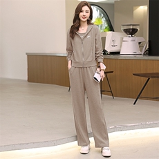 2024春季新款时尚潮流三件套女装套装显瘦百搭休闲运动服，女装套装/套裙，梦芯尔