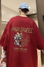 量大优可提供视频2024夏季新美式短袖T恤D223A-T24158-P18，男装T恤，电商019-1