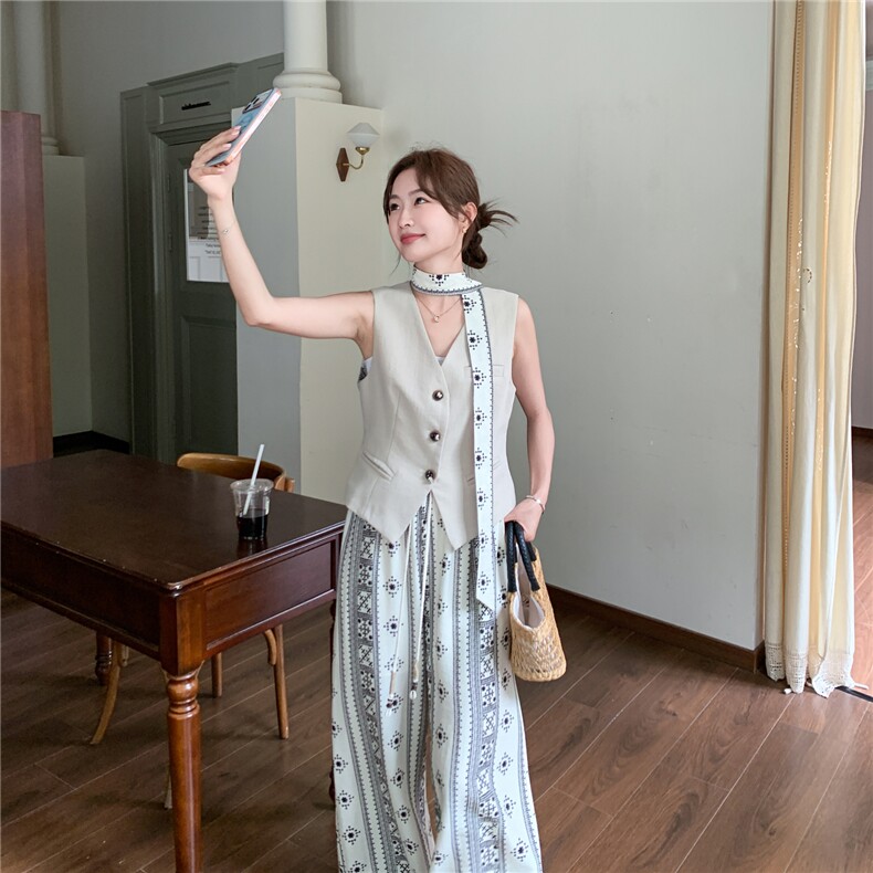 主推新款老钱风高级感单排扣马甲直筒裤女士套装2215-P185-K295,女装套装/套裙,网红馆