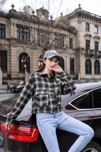 格子衬衫小外套，女装衬衫，百变诱惑