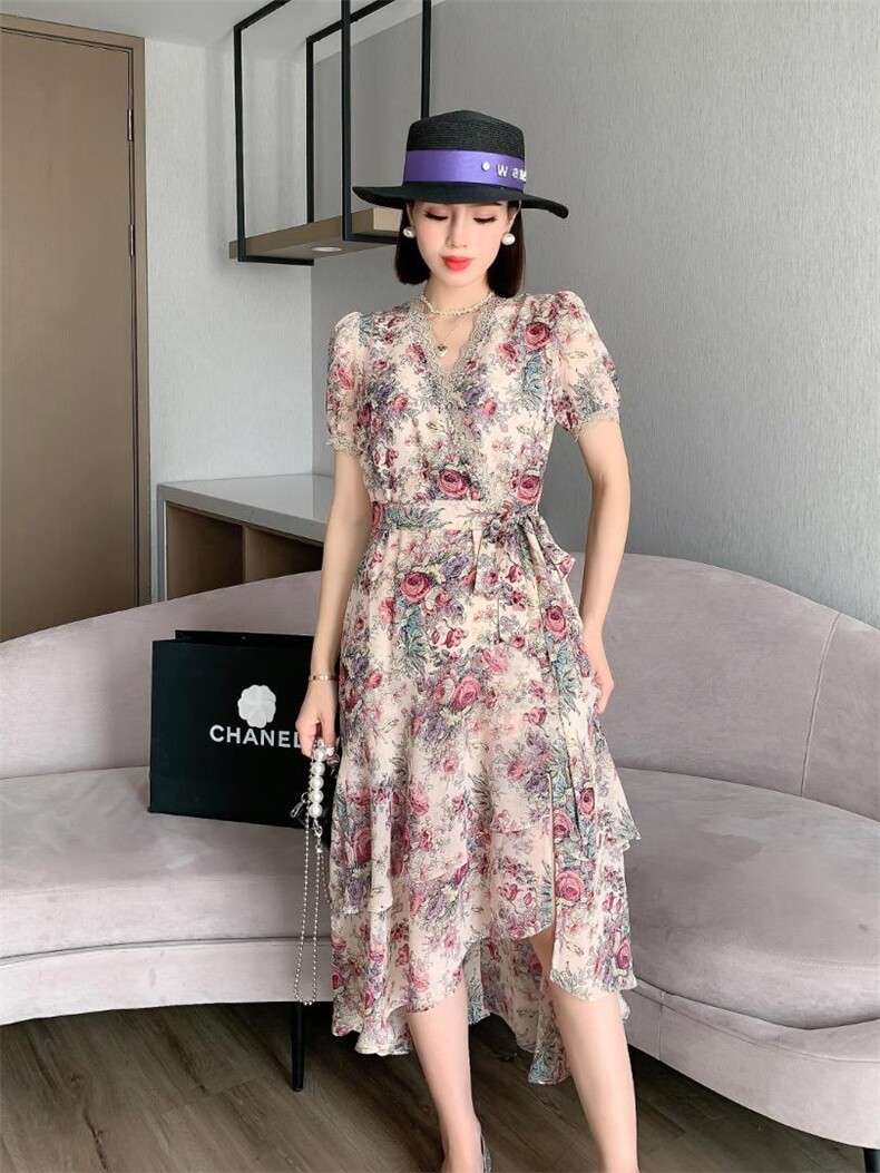 现货，连衣裙，女装连衣裙，斯瑞威