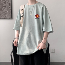 浅蓝色