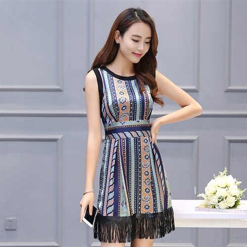 现货2023年夏季时尚优雅简约连衣裙条纹圆领无袖流苏,女装连衣裙,尚洛菲