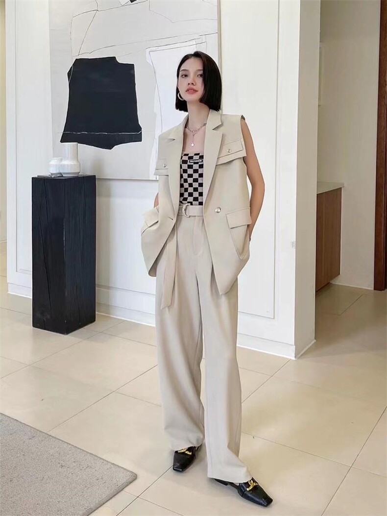 马甲，女装马甲，伊妹儿