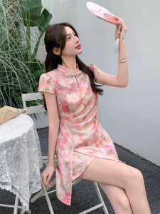 新中式g风改良旗袍套装女2026夏季新款洋气修身印花短裤两件套图片