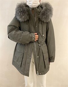 新款羽绒服图片