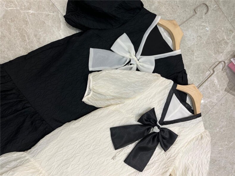 蝴蝶结连衣裙，女装连衣裙，时代公主