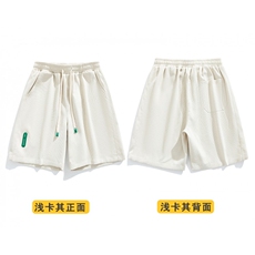 浅卡其色
