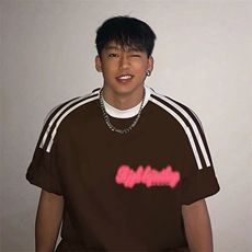 咖啡色