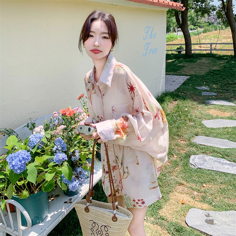 法式海边度假休闲套装女夏季2025新款长袖印花防晒衬衫短裤两件套,女装套装/套裙,维壹