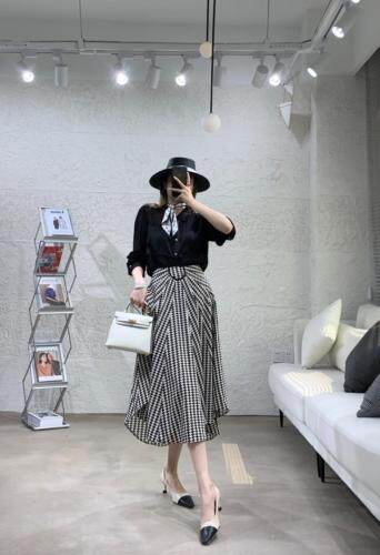 2??0??2??1??春款全面煥新??，女装，AMG