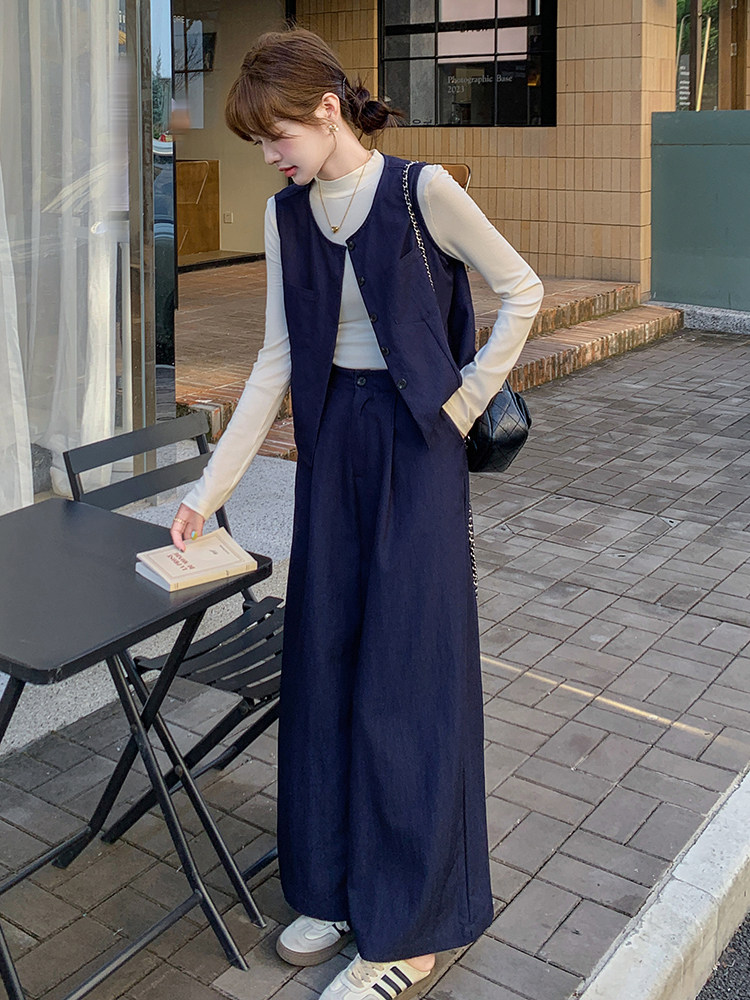 高级感牛仔马甲套装女春秋2025新款盐系轻熟风休闲阔腿长裤三件套,女装套装/套裙,千千佰惠