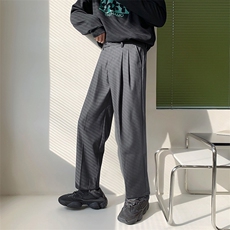 灰色