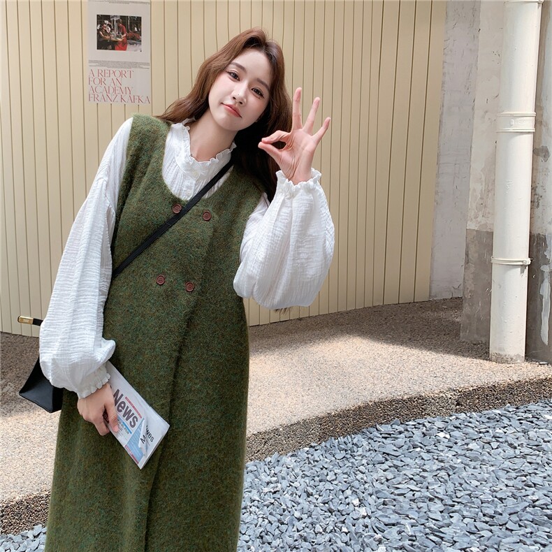 绿色复古松弛感针织背心连衣裙套装女2025秋新款花边A字裙两件套,女装套装/套裙,2C217