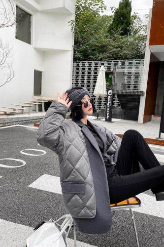 冬季新款时尚拼接西装羽绒外套，女装西装，TS