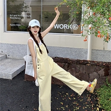 黄色可盐可甜减龄工装背带裤长款女夏季新款温柔甜美学院风连体裤，女装休闲裤，2C120