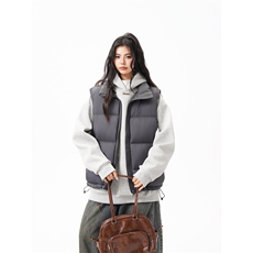 岩灰色