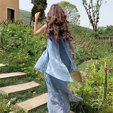 法式复古气质蕾丝吊带连衣裙女夏季新款设计感小众收腰显瘦长裙子，女装连衣裙，浙宝305