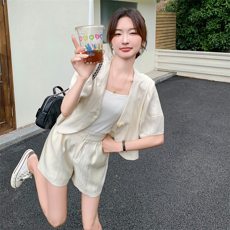米白色小香风短裤套装女夏2025新款薄款气质穿搭一整套显瘦显高图片