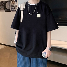 黑色