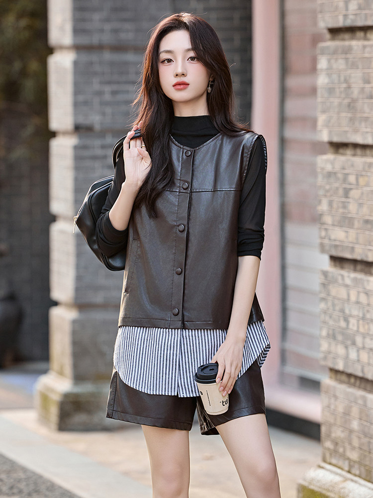 现货新款秋新款韩版时尚宽松休闲今年流行短外套炸街PU三件套,女装套装/套裙,美静678