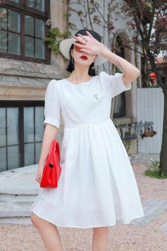 定制压邹面料连衣裙，女装连衣裙，艾梵煕尔