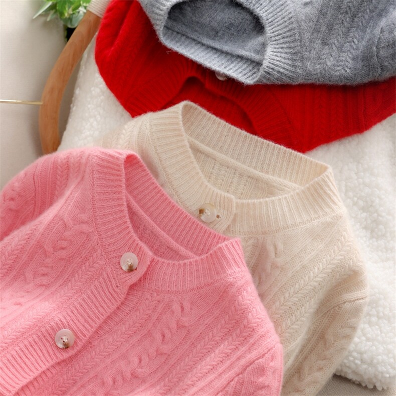 儿童宝宝羊毛针织开衫麻花圆领男女童保暖针织打底毛衣外套，童装毛衣，初丹羊绒童装