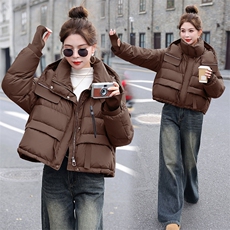 欧货显瘦短款羽绒服女2025冬季新款加厚宽松连帽小个子白鸭绒外套，女装羽绒服，意芙