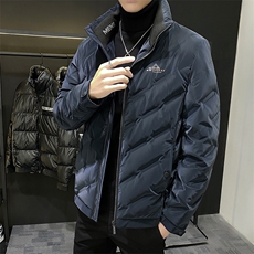 藏青色