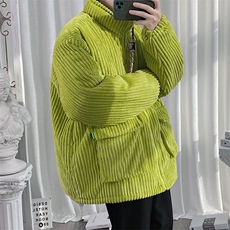 翠绿色