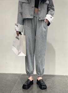 春季新款休闲卫裤图片