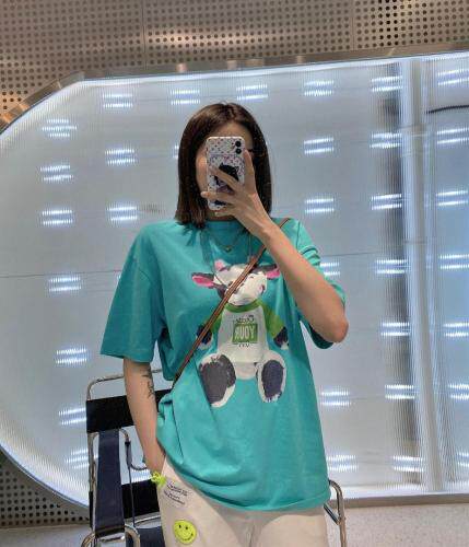 现货～牛转乾坤、大板型T～白色、橘色、蓝色～均码，女装，LOVELS