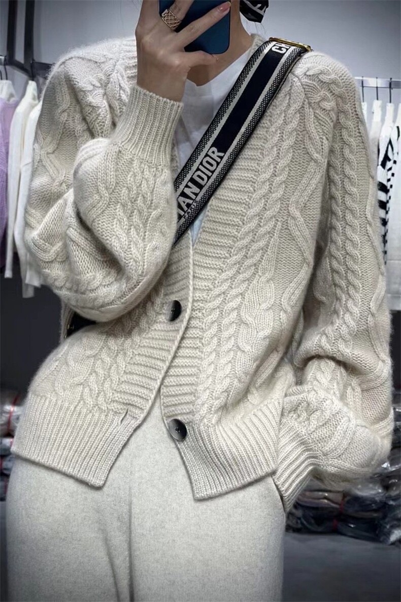 开衫女V领秋冬慵懒软糯休闲宽松保暖针织衫,女装羊毛衫,恩泰羊绒