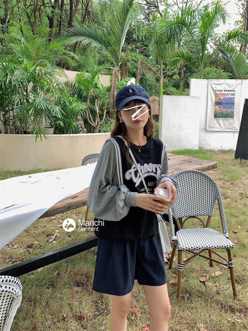 现货秋装字母休闲卫衣，女装卫衣/绒衫，A 米 格