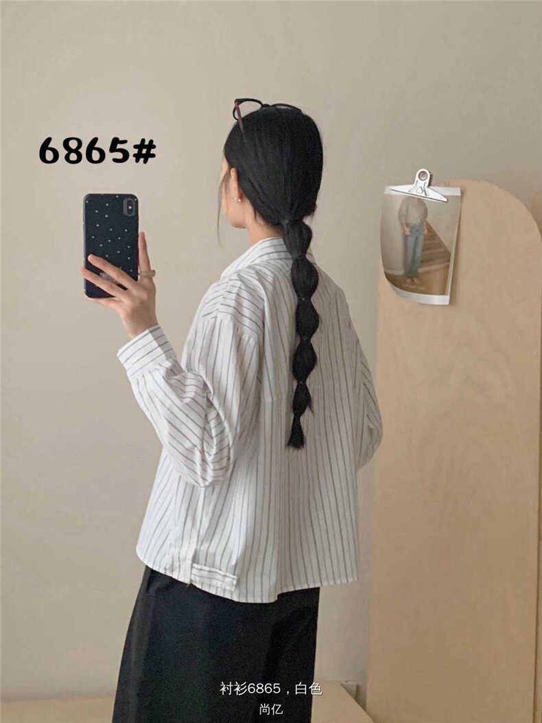 2025年夏季简约条纹宽松型休闲百搭,女装衬衫,洛丽兰可