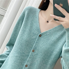 2025年秋季常规长袖V领时尚百搭通勤开衫，女装针织衫/毛衣，赛冬羊绒