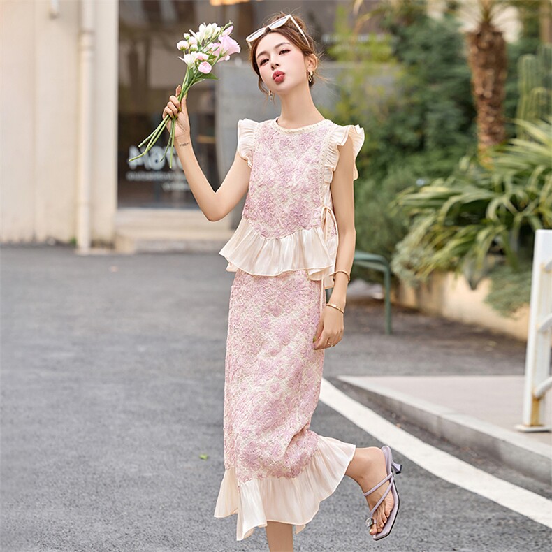 2025夏季新款时尚显瘦洋气减龄无袖背心半身裙两件套,女装套装/套裙,伊仟回