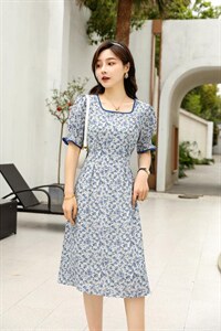 碎花连衣裙图片