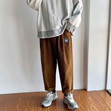 咖啡色