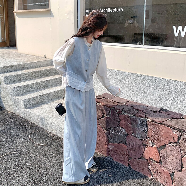 浅蓝色蕾丝拼接马甲阔腿裤套装女夏小香风甜美两件套独特绝美气质图片
